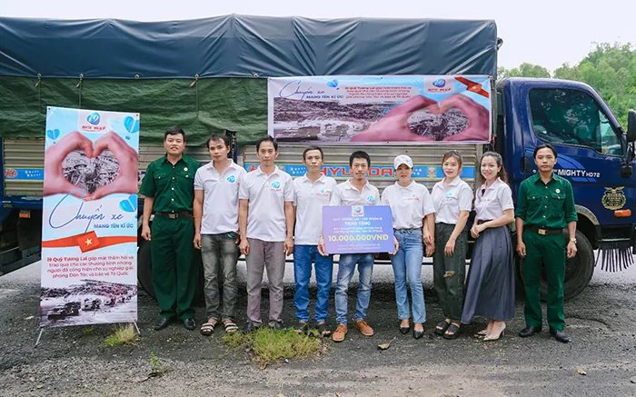 Dịch vụ chăm sóc khách hàng 24/7 của CASINO BL555 với nhân viên thân thiện.